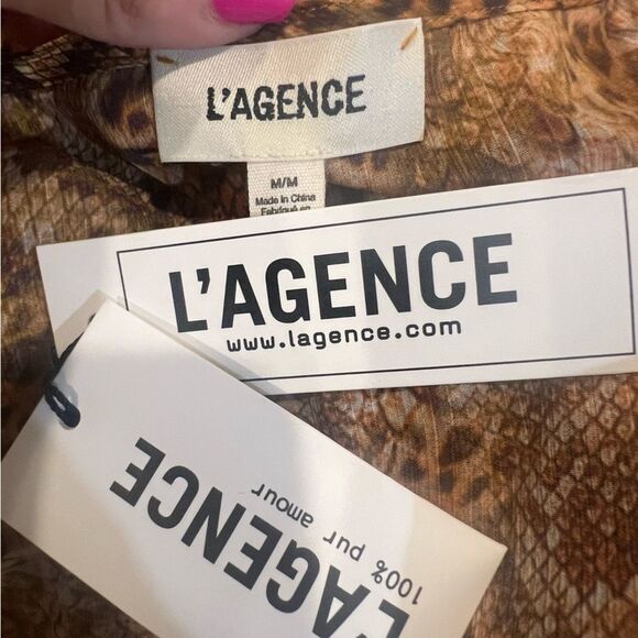 NWT L'AGENCE Multi Animal Printed Drawstring Blouse size medium - Picture 9 of 12